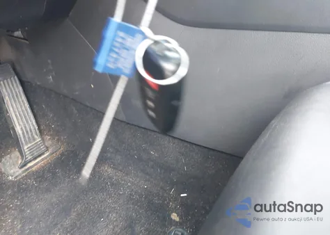 2019 Toyota Rav4 Xle Premium z USA, uszkodzony, nr VIN 2T3C1RFV2KW022212